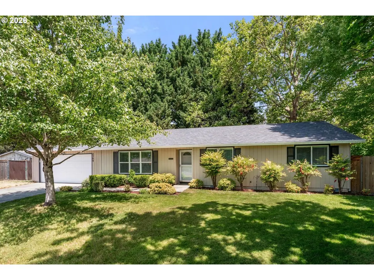 2369 NE Poynter St, Hillsboro, OR 97124 - #1