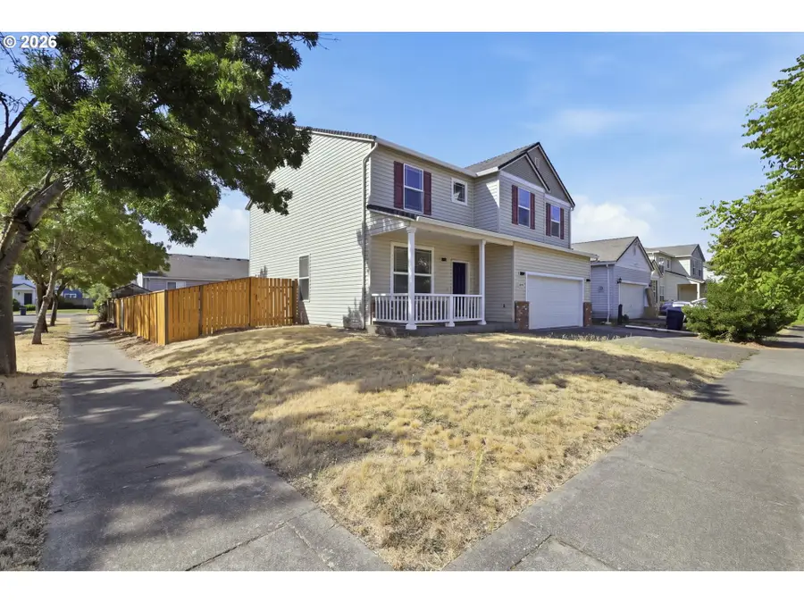 3906 Century Dr, Eugene, OR 97402 - #2