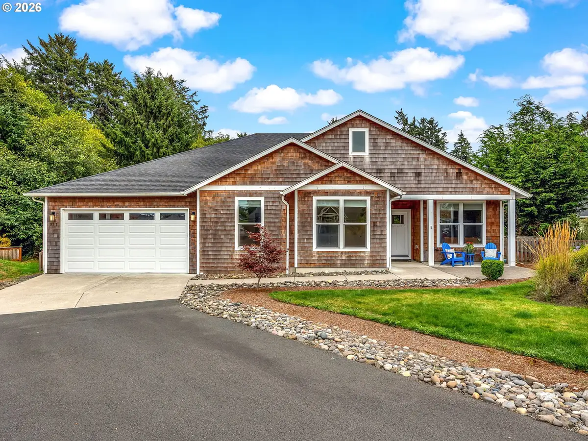 741 Creekside Dr, Gearhart, OR 97138 - #1
