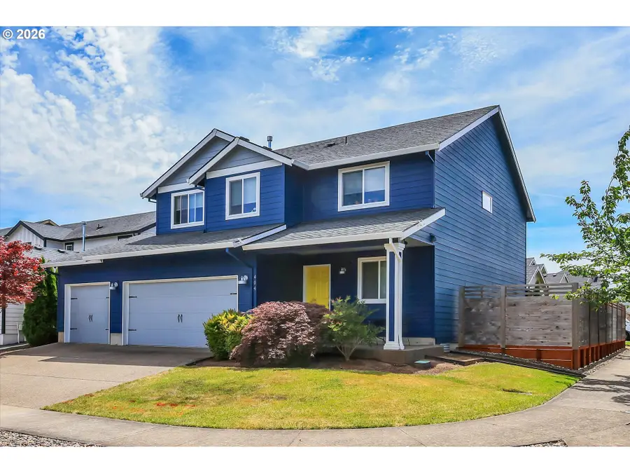 404 Vine Ave, Woodburn, OR 97071 - #3