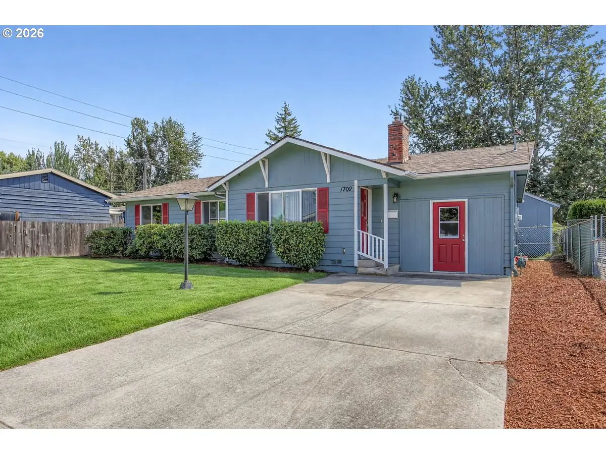 1700 SE 4th St, Gresham, OR 97080 - #1