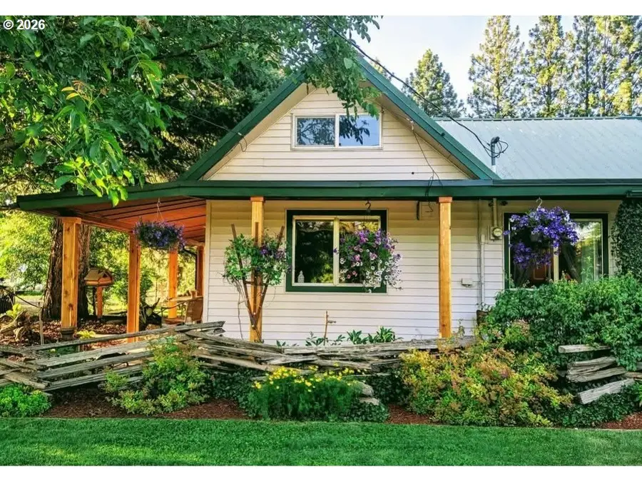 3201 N 4th St, La Grande, OR 97850 - #2