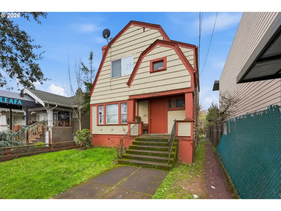 5222 SE Woodstock Blvd, Portland, OR 97206 - #2