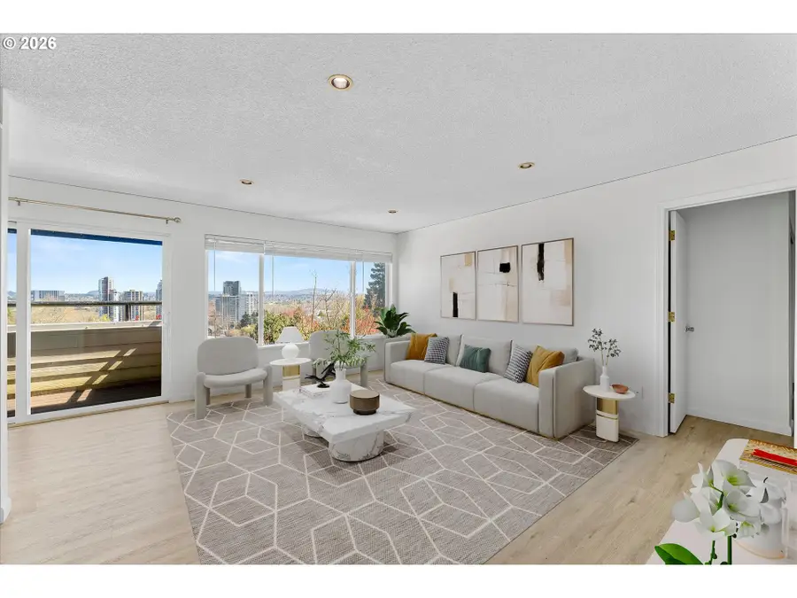 3515 SW Barbur Blvd #R-1, Portland, OR 97239 - #3