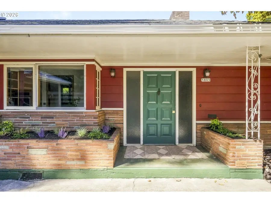 5805 NE 38th Ave, Portland, OR 97211 - #3