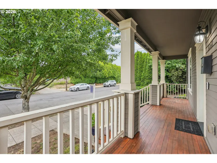 3262 NE Rosa Parks Way, Portland, OR 97211 - #3