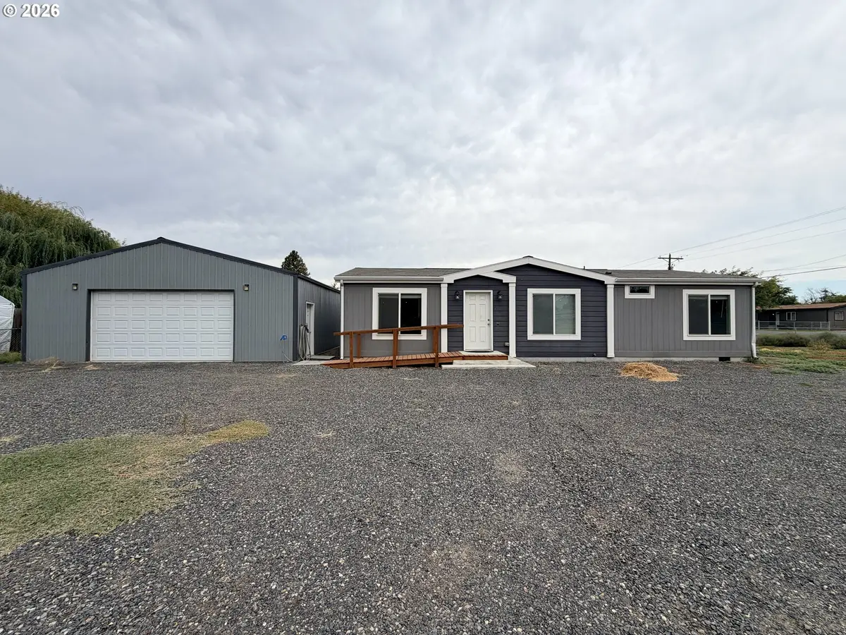 310 SE Greenwood St, Irrigon, OR 97844 - #1