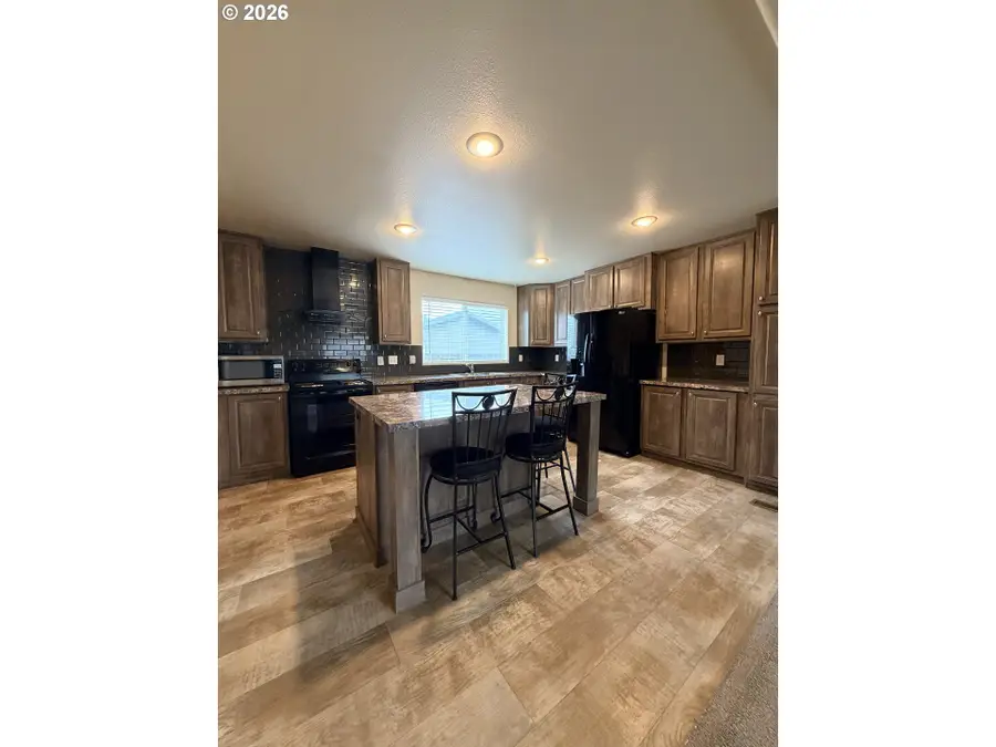 310 SE Greenwood St, Irrigon, OR 97844 - #3