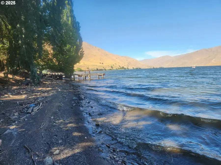 34559 Snake River Rd, Huntington, OR 97907 - #3