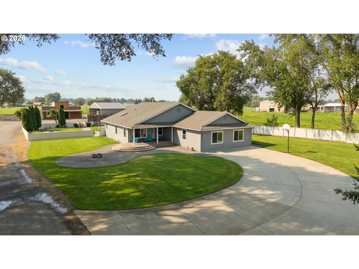 32852 Thorny Grove Ln, Hermiston, OR 97838 - #1