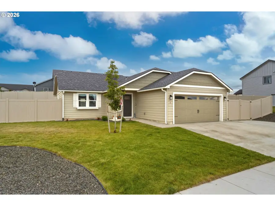 4 Tracy St, Milton Freewater, OR 97862 - #3