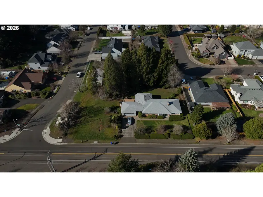 19531 Central Point Rd, Oregon City, OR 97045 - #2