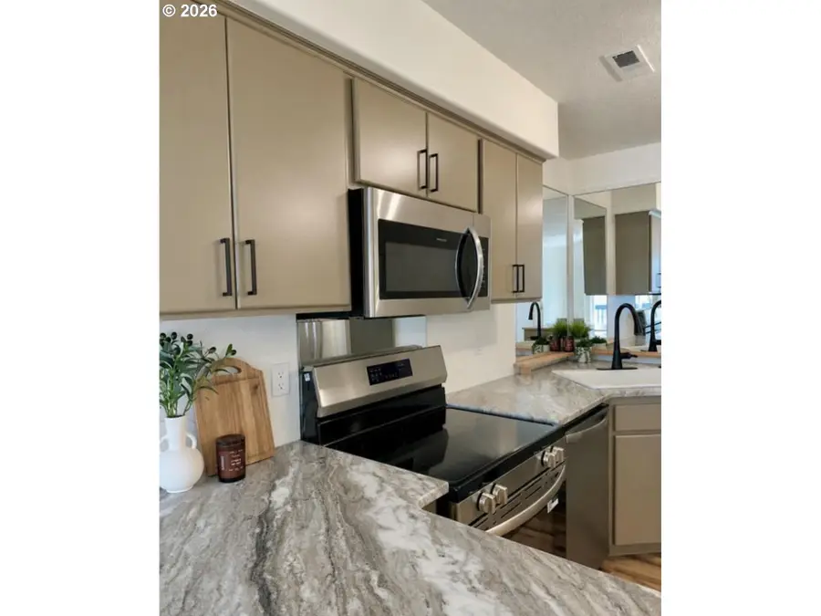 1316 Olney Ave, Astoria, OR 97103 - #3