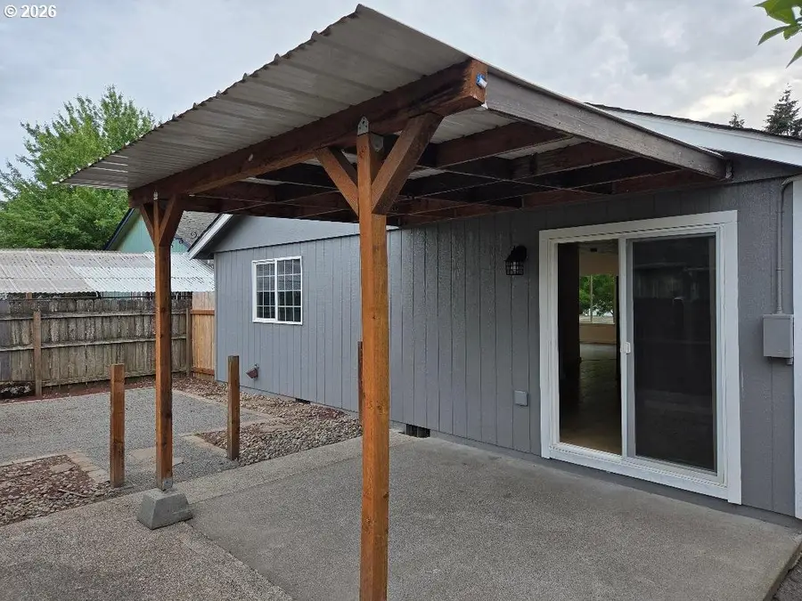 1336 Bluegrass St, Salem, OR 97317 - #3
