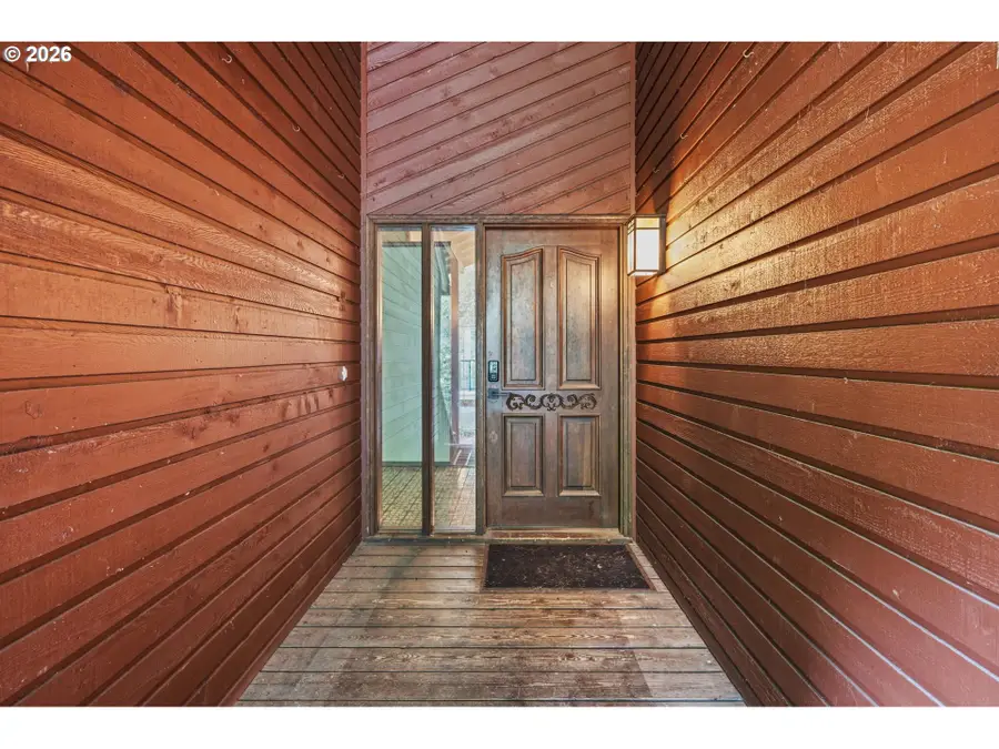 16532 S Arrowhead Dr, Northwest Clackamas, OR 97045 - #3