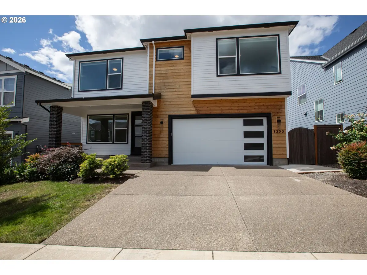 7353 NW Oakfern Dr, Portland, OR 97229 - #1