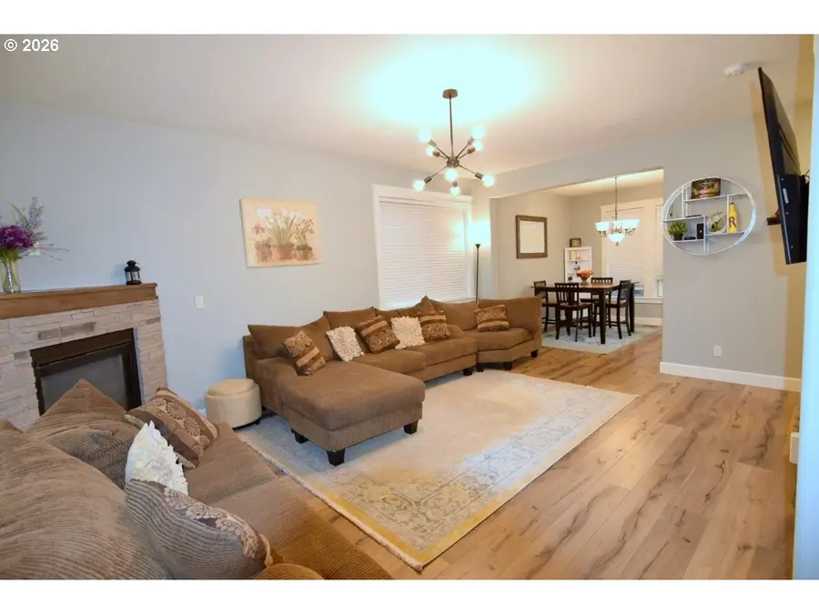 2335 Maplewood Dr S, Salem, OR 97306 - #2