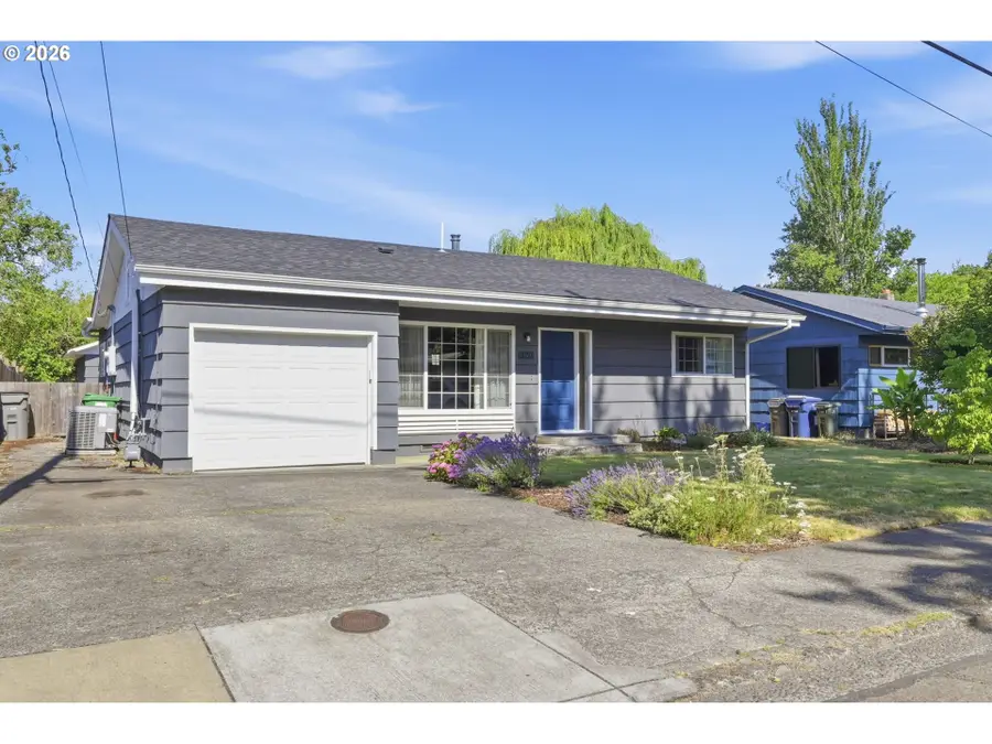 2050 Garfield St, Eugene, OR 97405 - #2