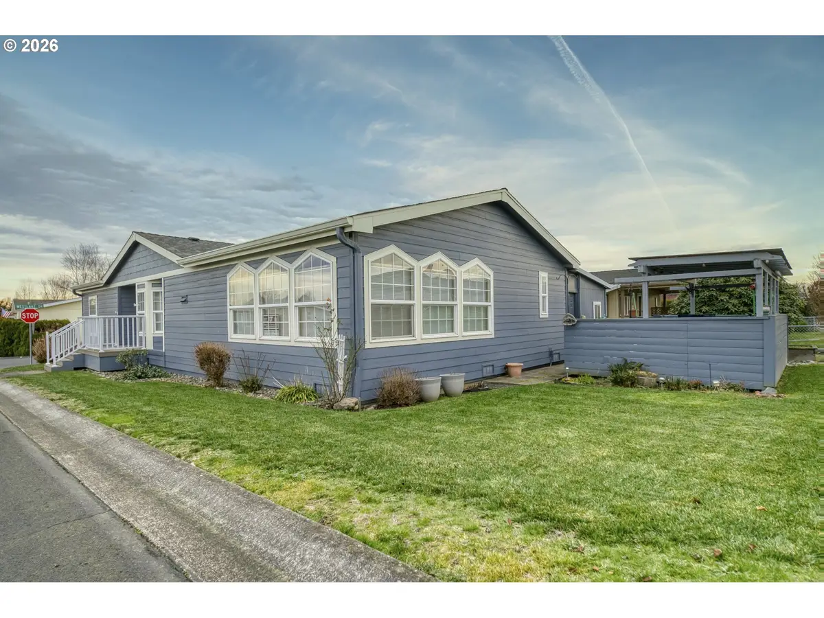 51469 SE Westlake Dr, Scappoose, OR 97056 - #1