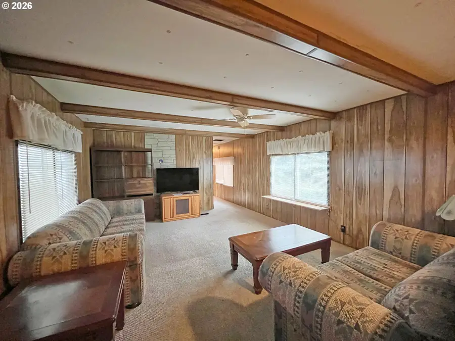 3564 E 2nd St #29, The Dalles, OR 97058 - Image #2