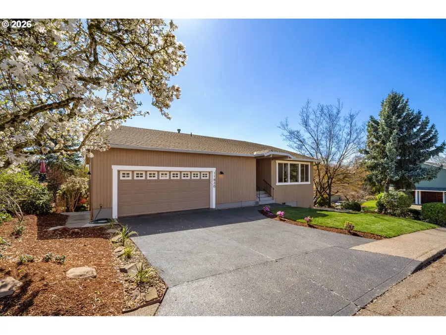 11830 SE Hobart Ct, Northwest Clackamas, OR 97086 - #2