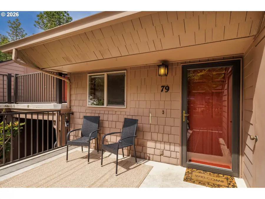 79 Rockridge Dr, Eugene, OR 97405 - #3