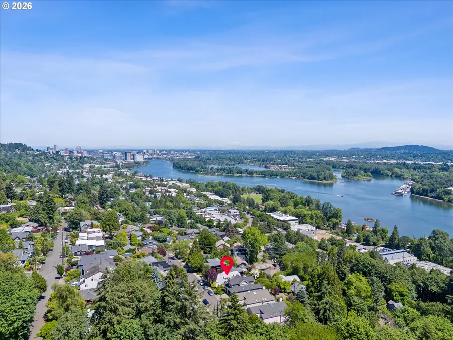 7608 S Hood Ave, Portland, OR 97219 - #2