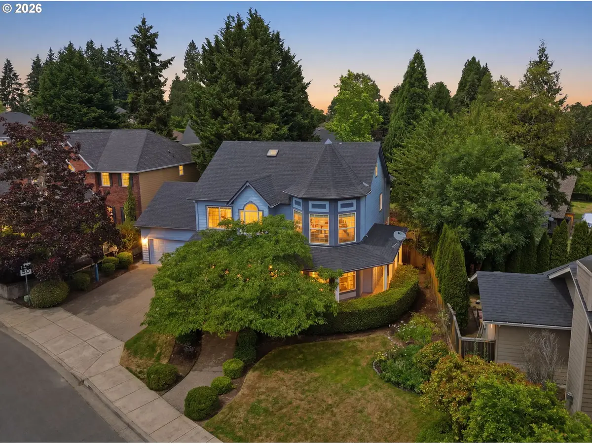 3325 Park Hills Dr, Eugene, OR 97405 - #1
