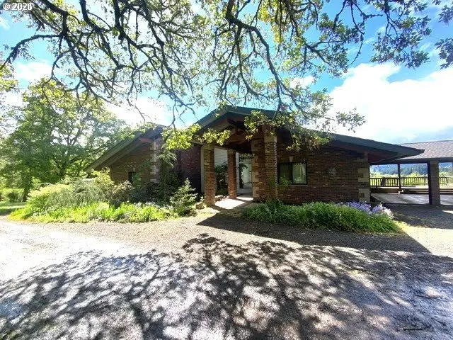 86635 Pine Grove Rd, Eugene, OR 97402 - #1