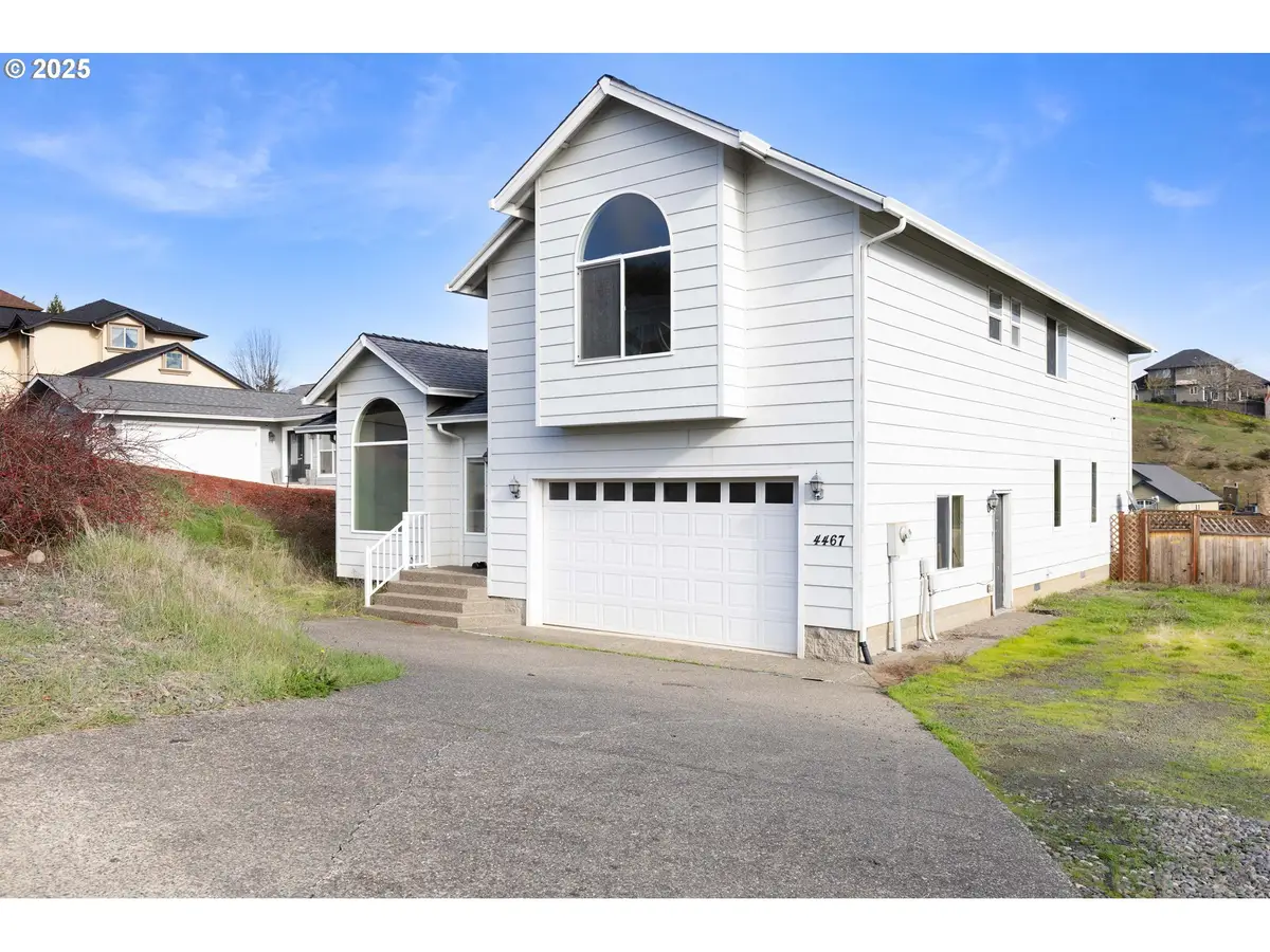 4467 Melody Ln, Roseburg, OR 97471 - Image #1