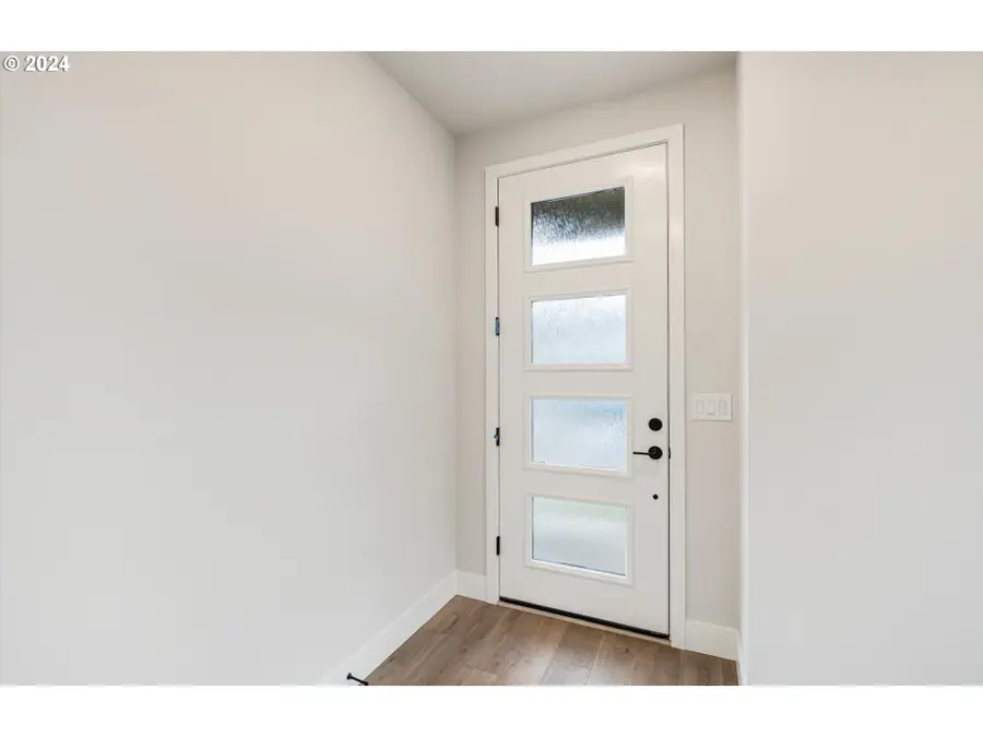 381 W Maple St, Washougal, WA 98671 - #2