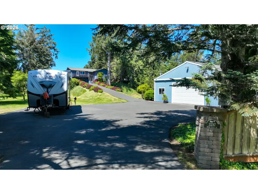 33247 Wood Duck Ln, Warrenton, OR 97146 - #2
