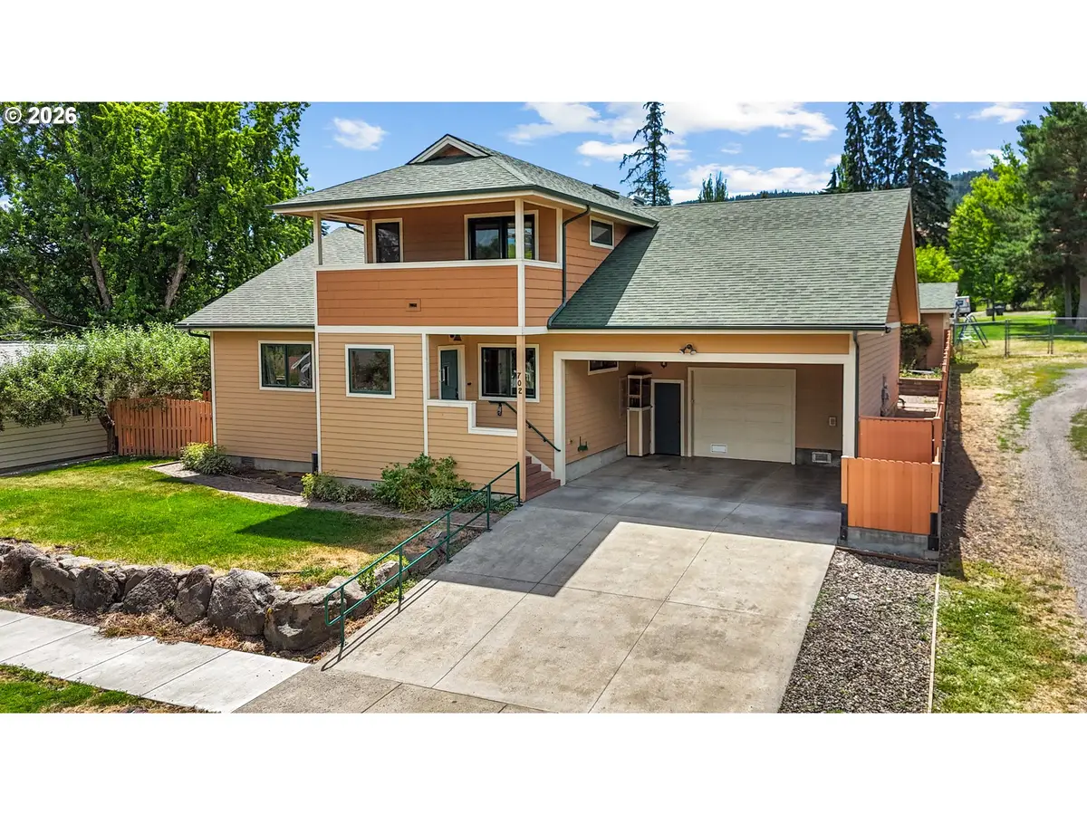 702 B Ave, La Grande, OR 97850 - #1