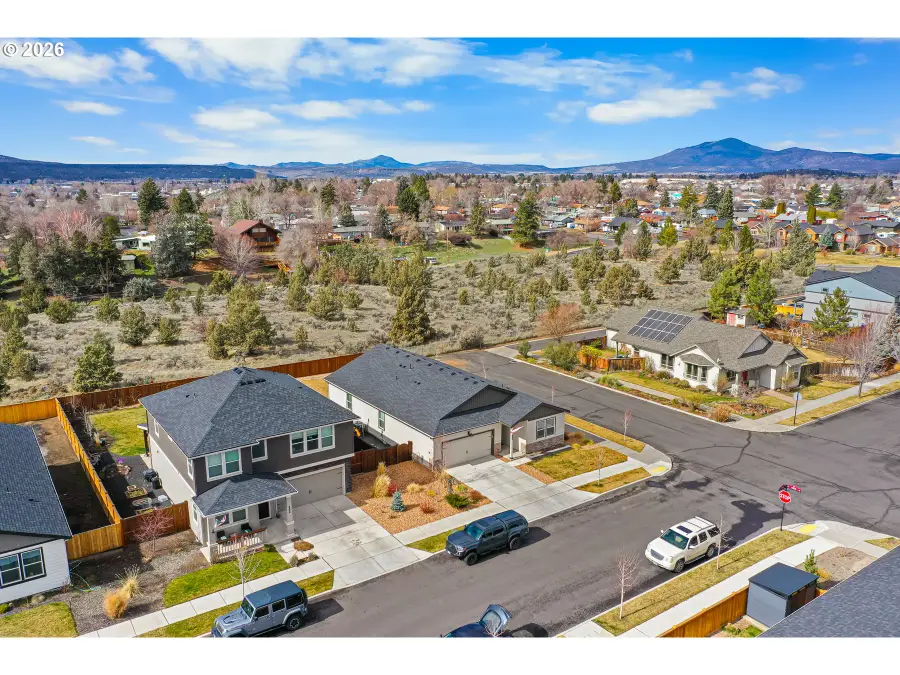 597 NE Union Loop, Prineville, OR 97754 - #3