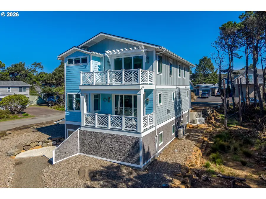 6785 Glen Ave, Lincoln Beach, OR 97388 - #2