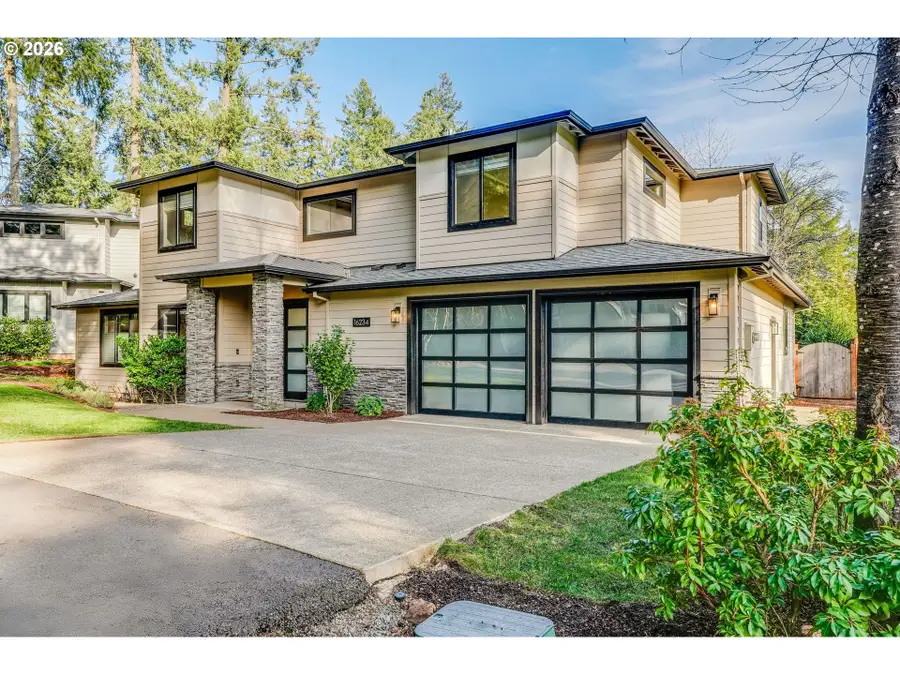 16234 Waluga Dr, Lake Oswego, OR 97035 - #2