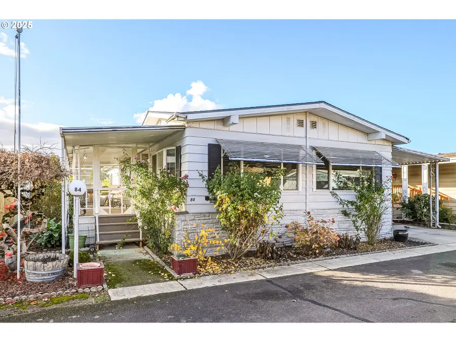 2901 E 2nd St #84, Newberg, OR 97132 - Image #2