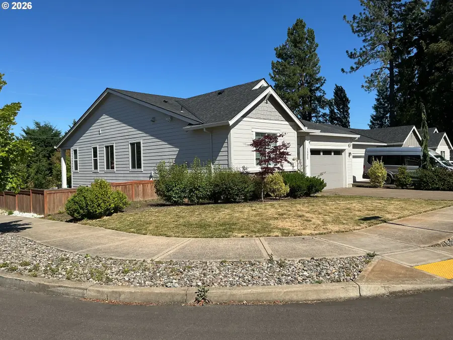 1525 N River Alder St, Portland, OR 97086 - #3