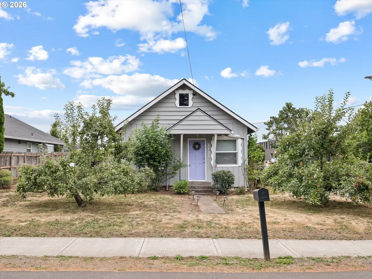 1131 Leonard St, Oregon City, OR 97045 - #1
