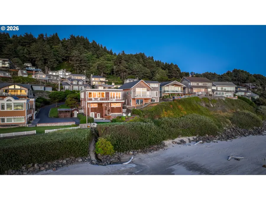 1880 Pacific St, Cannon Beach, OR 97110 - #2