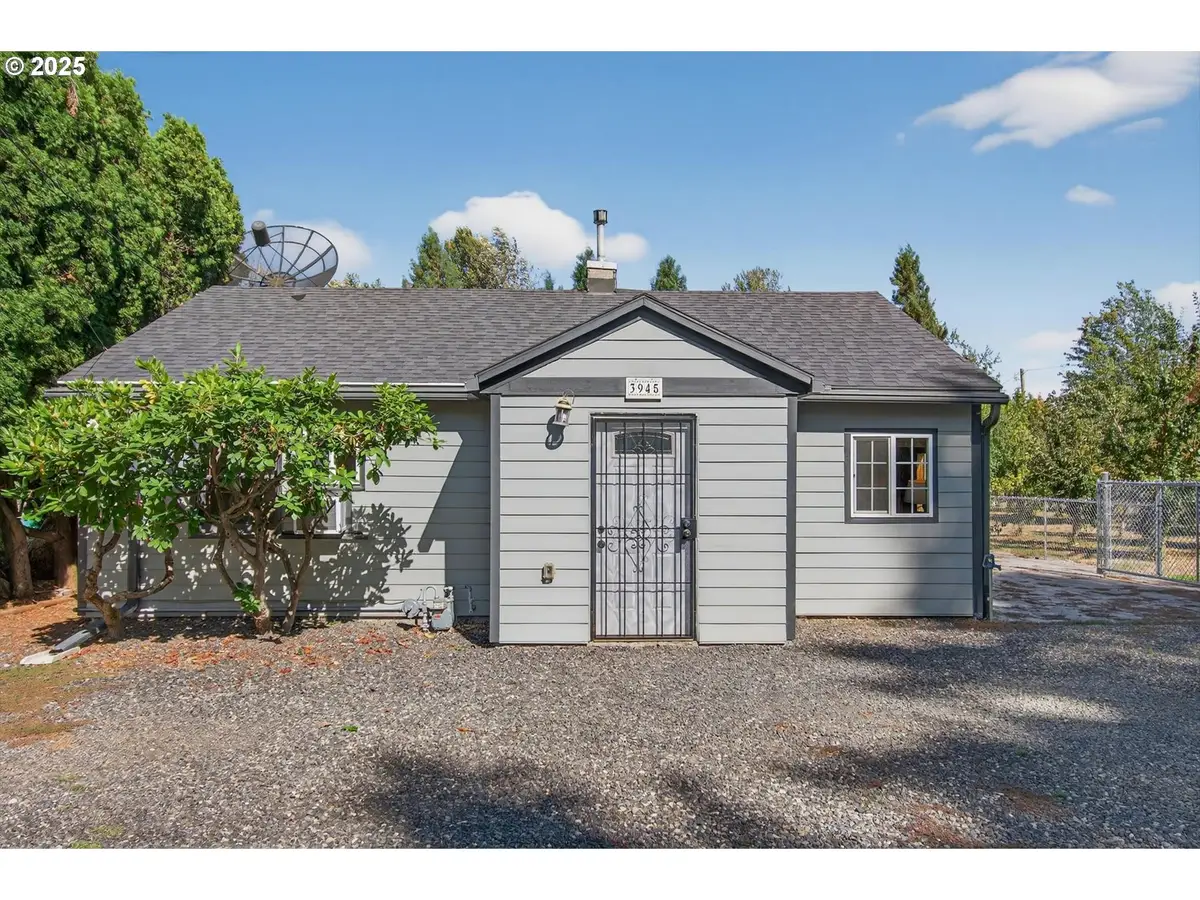 3945 NE Bryant St, Portland, OR 97211 - Image #1