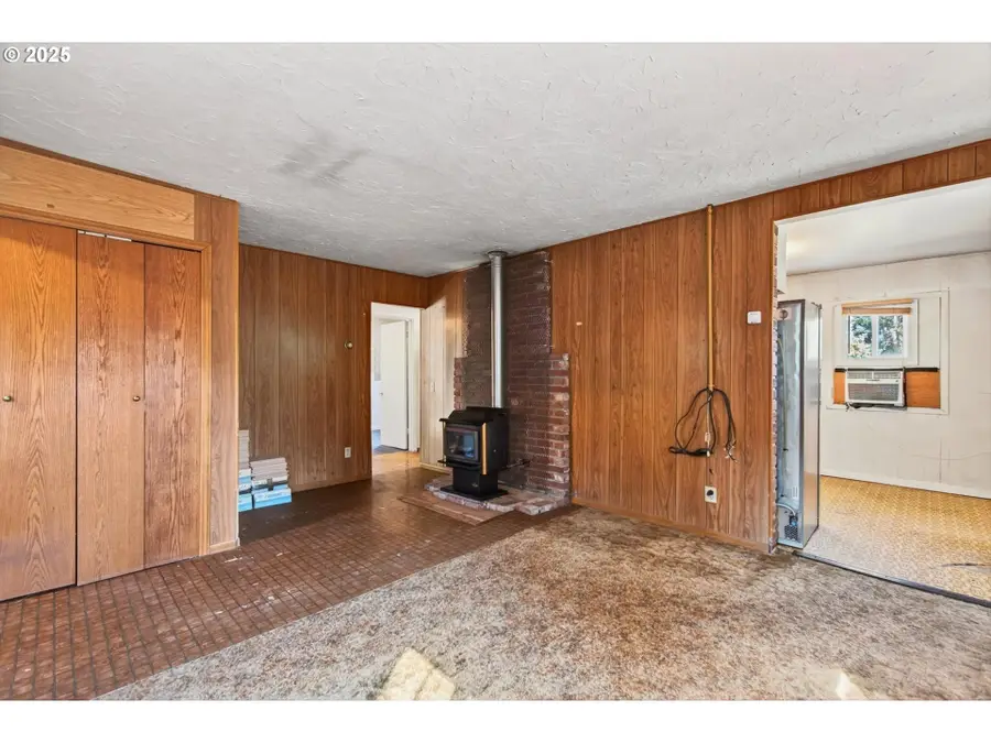 3945 NE Bryant St, Portland, OR 97211 - Image #3
