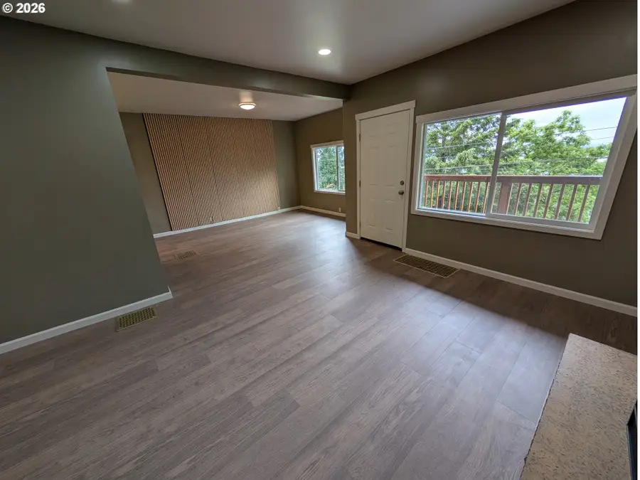 10503 NW 3rd St, Portland, OR 97231 - #3