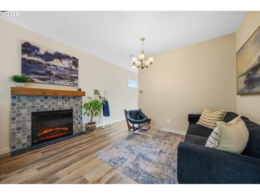 1475 Emerald Ln, Tillamook, OR 97141 - #3