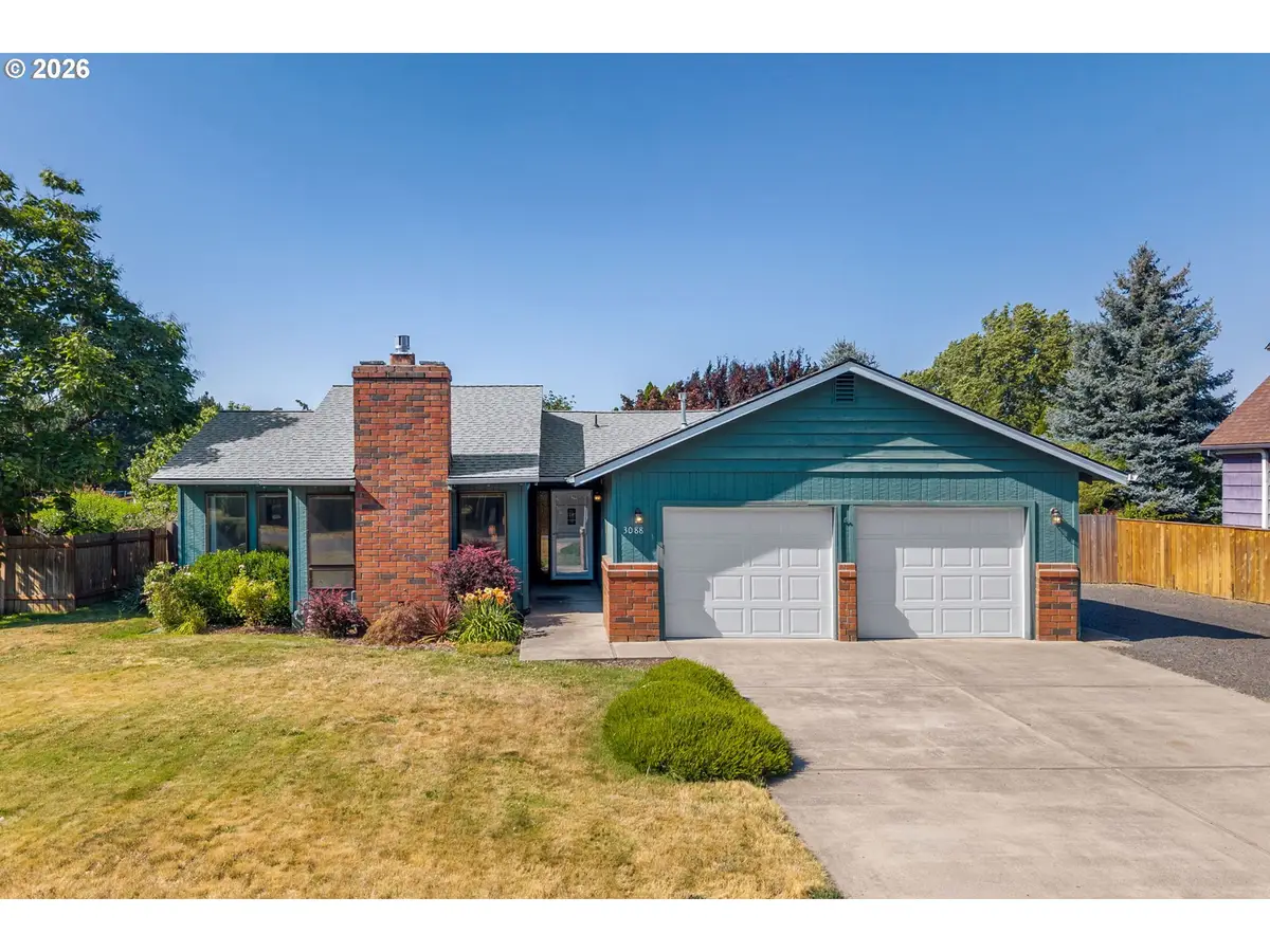 3088 Eliot Dr, Hood River, OR 97031 - #1