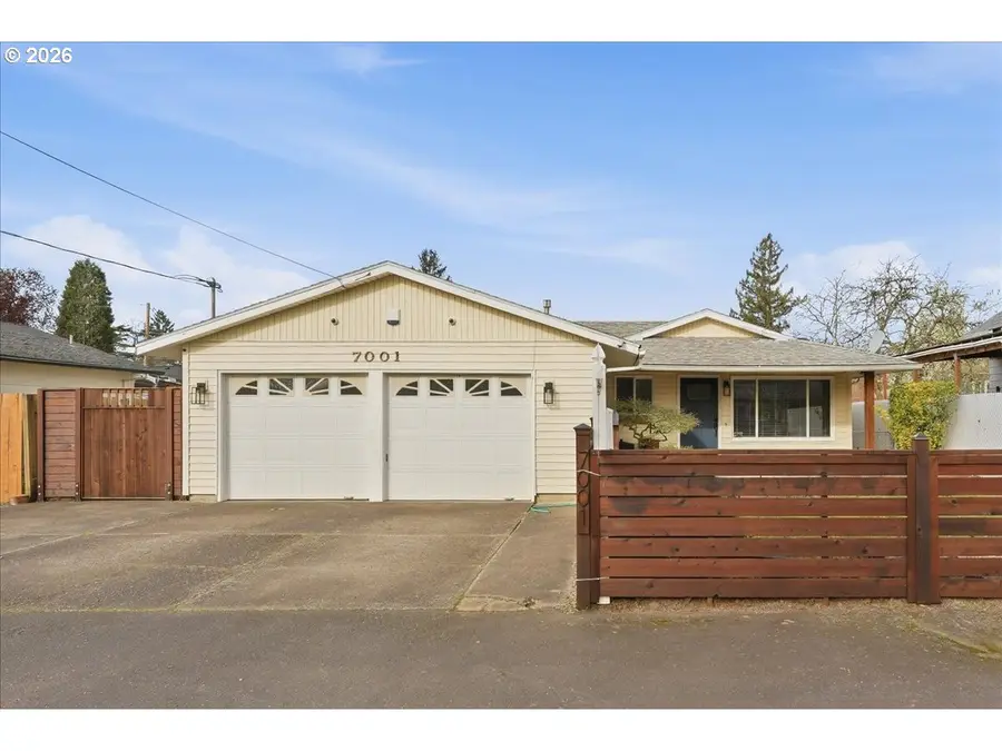 7001 SE 71st Ave, Portland, OR 97206 - #2