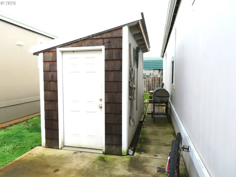 515 SE Sheridan Rd, Sheridan, OR 97378 - #2