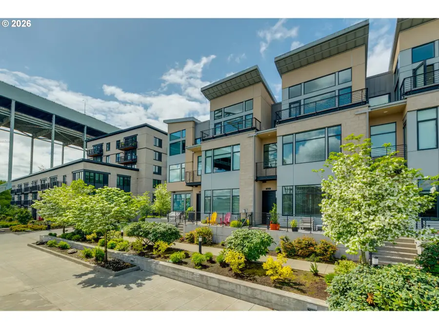 2124 NW 16th Ave, Portland, OR 97209 - #3