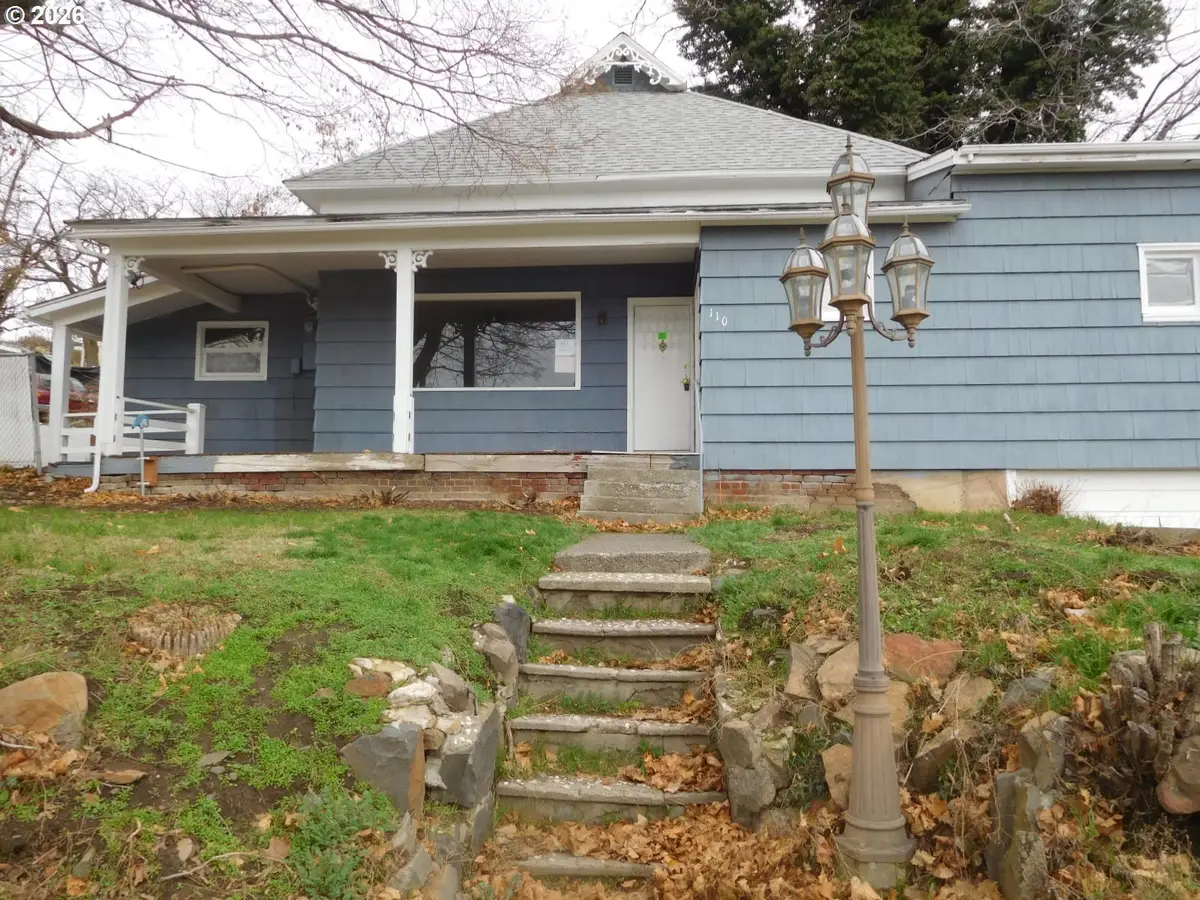 110 N Broad St, Weston, OR 97886 - #1
