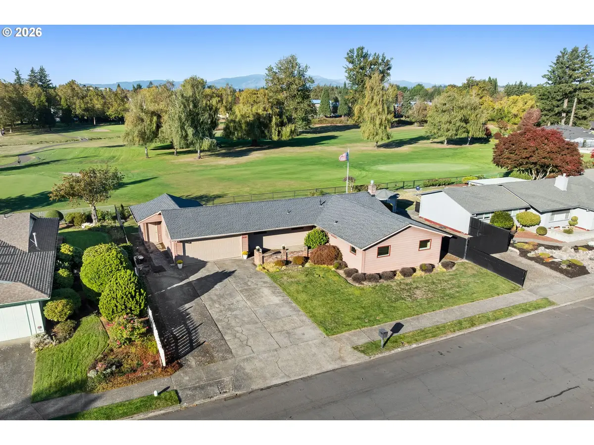 2645 NE 17th St, Gresham, OR 97030 - #1